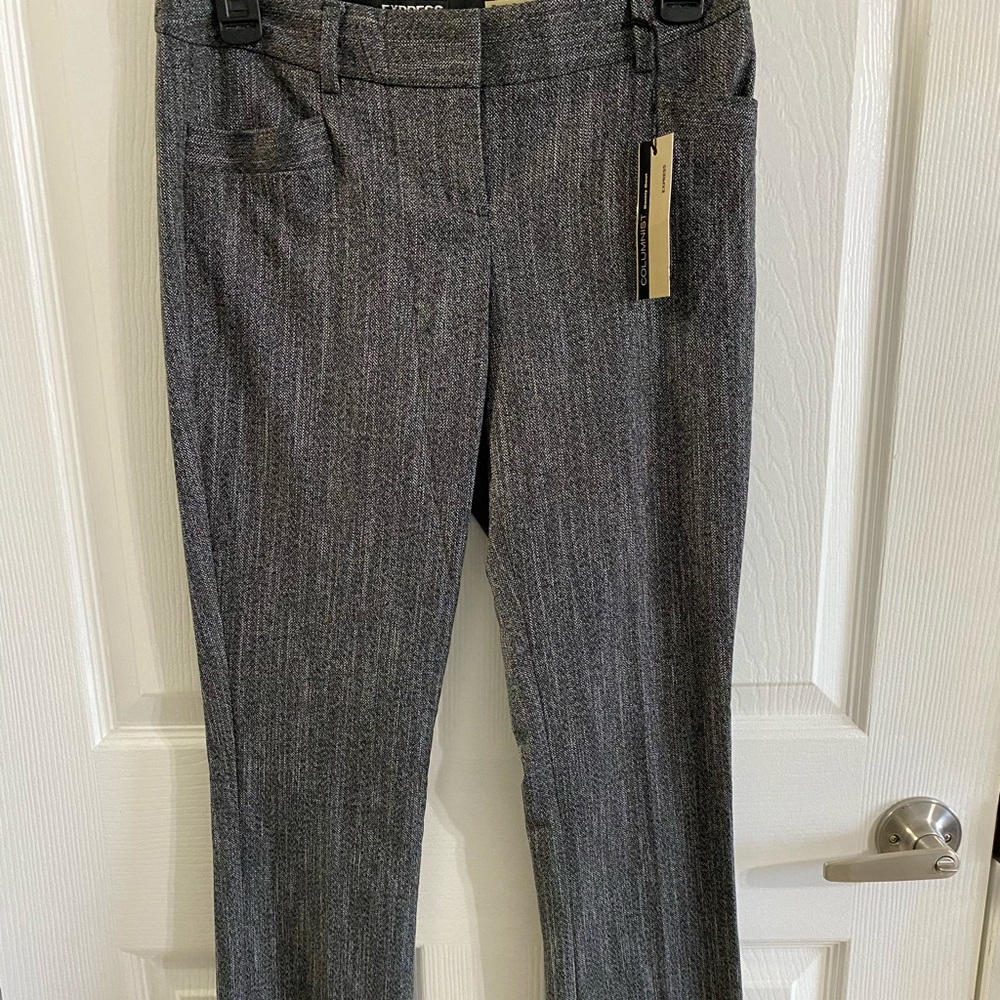 Express barely boot low rise columnist  pants